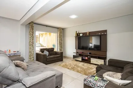 Casa com 5 Quartos à venda, 330m² no Taguatinga Norte, Brasília
