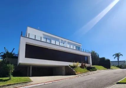 Casa de Condomínio com 4 Quartos à venda, 450m² no Cacupé, Florianópolis