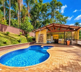 Casa de Condomínio com 4 Quartos para alugar, 233m² no Caraguatá, Mairiporã