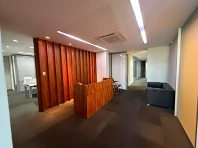 Sala Comercial para alugar, 380m² no Santa Lúcia, Belo Horizonte
