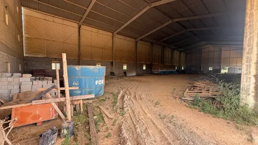 Galpão/Depósito/Armazém para alugar, 2000m² no , Mairinque