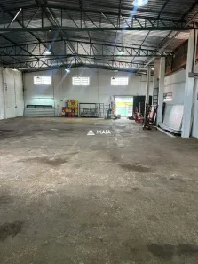 Galpão/Depósito/Armazém para alugar, 800m² no Lourdes, Uberaba