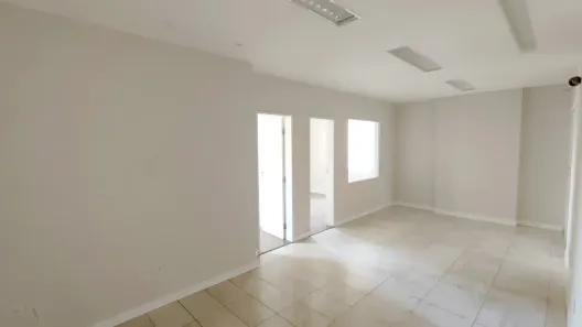 Sala Comercial à venda, 87m² no Stiep, Salvador