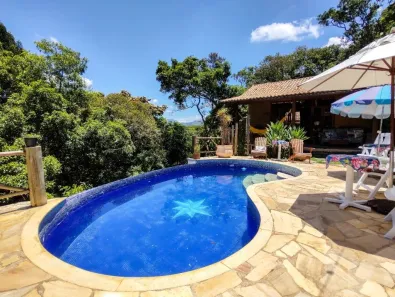 Casa de Condomínio com 4 Quartos à venda, 4500m² no Itaipava, Petrópolis