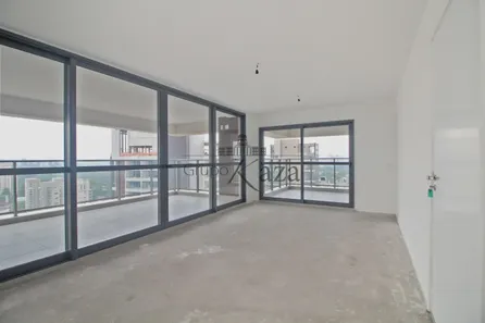Apartamento com 3 Quartos à venda, 157m² no Indianópolis, São Paulo