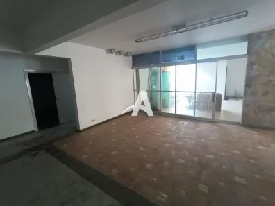 Imóvel Comercial para alugar, 600m² no Centro, Uberlândia