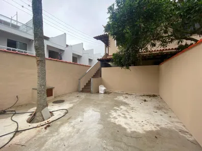 Casa com 2 Quartos para alugar, 90m² no Vargem Grande, Rio de Janeiro