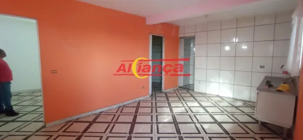 Casa com 2 Quartos para alugar, 30m² no Parque Jurema, Guarulhos