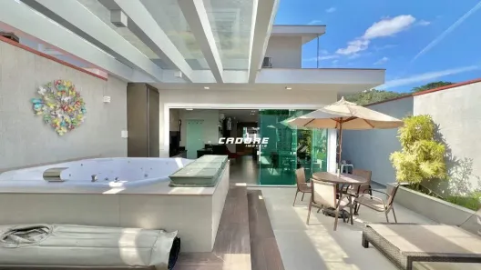 Casa com 4 Quartos à venda, 230m² no Velha Central, Blumenau