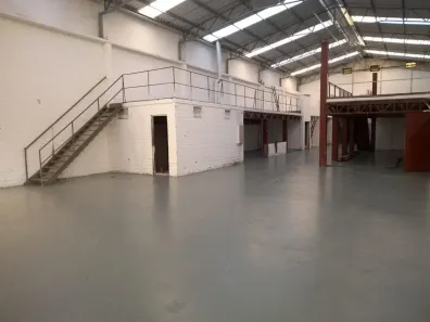 Galpão/Depósito/Armazém para alugar, 1403m² no Navegantes, Porto Alegre