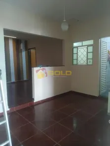Casa com 3 Quartos à venda, 70m² no Planalto, Uberlândia