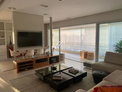 Apartamento com 3 Quartos para alugar, 216m² no Jardim Vila Mariana, São Paulo