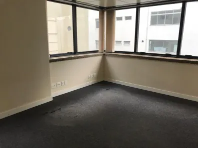 Sala Comercial para alugar, 200m² no Cerqueira César, São Paulo