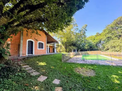 Casa de Condomínio com 4 Quartos para venda ou aluguel, 380m² no Parque Silvino Pereira, Cotia