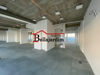 Sala Comercial à venda, 550m² no Baeta Neves, São Bernardo do Campo