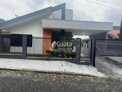 Casa com 3 Quartos à venda, 219m² no Nova Esperança, Guaramirim
