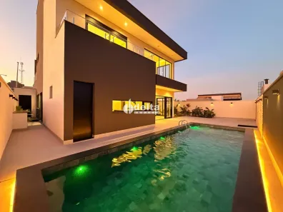 Casa de Condomínio com 3 Quartos à venda, 294m² no Jardim Botânico, Uberlândia