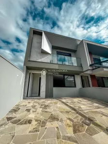 Sobrado com 3 Quartos à venda, 166m² no Igara, Canoas