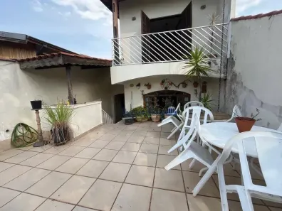 Sobrado com 4 Quartos à venda, 164m² no Vila Ipojuca, São Paulo