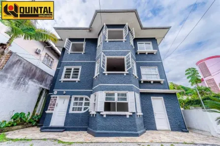Ponto Comercial com 6 Quartos para alugar, 350m² no Centro, Blumenau