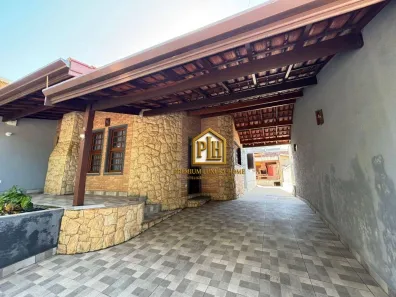 Casa com 4 Quartos para alugar, 211m² no Jardim do Lago, Atibaia