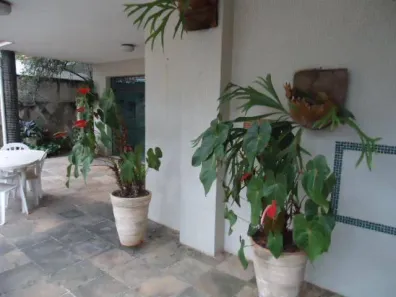 Sobrado com 3 Quartos para venda ou aluguel, 330m² no Vila Romana, São Paulo
