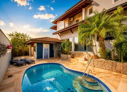 Sobrado com 5 Quartos à venda, 364m² no Mansões Santo Antônio, Campinas