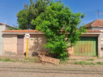 Casa com 6 Quartos à venda, 191m² no Centro, Araraquara