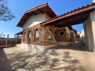 Casa com 3 Quartos à venda, 233m² no Parque São Quirino, Campinas