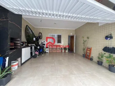 Sobrado com 3 Quartos à venda, 93m² no Guilhermina, Praia Grande