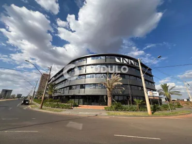 Sala Comercial para alugar, 300m² no Shopping Park, Uberlândia