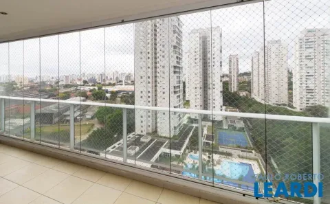 Apartamento com 3 Quartos à venda, 153m² no Vila Anastácio, São Paulo