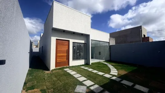 Casa com 4 Quartos à venda, 250m² no Parque das Flores, Eunápolis