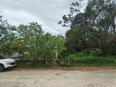 Lote/Terreno à venda, 200m² no Forquilhas, São José
