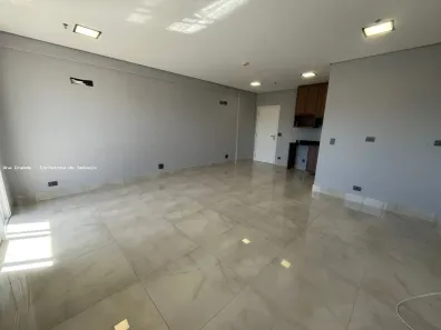 Sala Comercial para alugar, 42m² no Vila Mathias, Santos