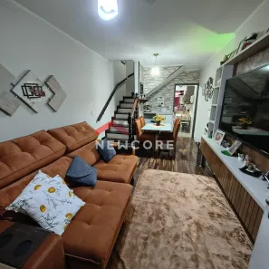 Sobrado com 2 Quartos à venda, 61m² no Jardim Mariliza, São Paulo