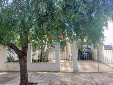 Casa com 2 Quartos à venda, 153m² no Centro, Indaiatuba
