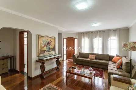 Sobrado com 4 Quartos à venda, 289m² no Jardim Tarumã, Londrina