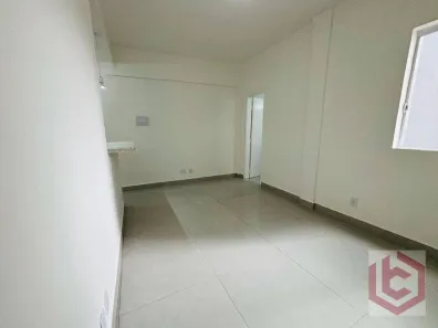Kitnet com 1 Quarto à venda, 30m² no Boqueirão, Santos