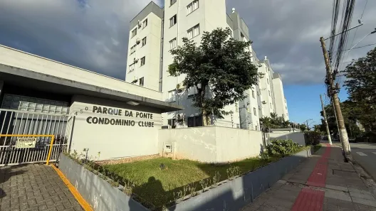 Apartamento com 2 Quartos para alugar, 48m² no Ponte do Imaruim, Palhoça