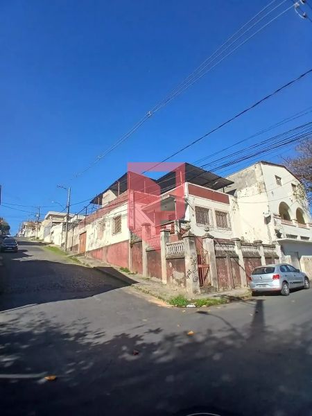 Casa com 3 quartos — Bonfim, Belo Horizonte