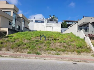 Lote/Terreno à venda, 450m² no Condomínio Residencial Jaguary, São José dos Campos