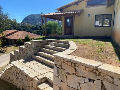 Casa de Condomínio com 2 Quartos à venda, 85m² no Sebastiana, Teresópolis