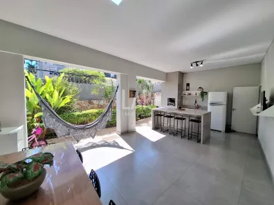 Casa com 6 Quartos à venda, 336m² no Serra, Belo Horizonte