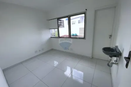 Sala Comercial com 2 Quartos à venda, 29m² no Vila Parque Jabaquara, São Paulo