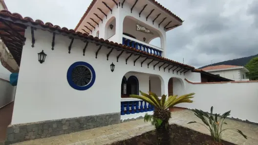 Sobrado com 3 Quartos à venda, 150m² no Solemar, Praia Grande