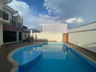Casa de Condomínio com 3 Quartos à venda, 180m² no Sumaré, São Paulo