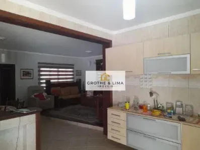 Fazenda/Sítio com 3 Quartos à venda, 240m² no Pinhão, Taubaté
