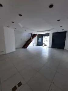 Ponto Comercial para alugar, 120m² no Centro, Macaé