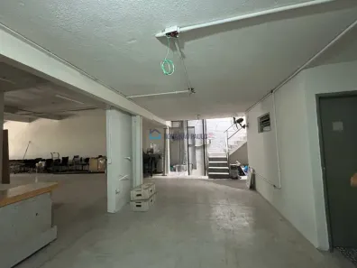Prédio Comercial para alugar, 696m² no Rudge Ramos, São Bernardo do Campo